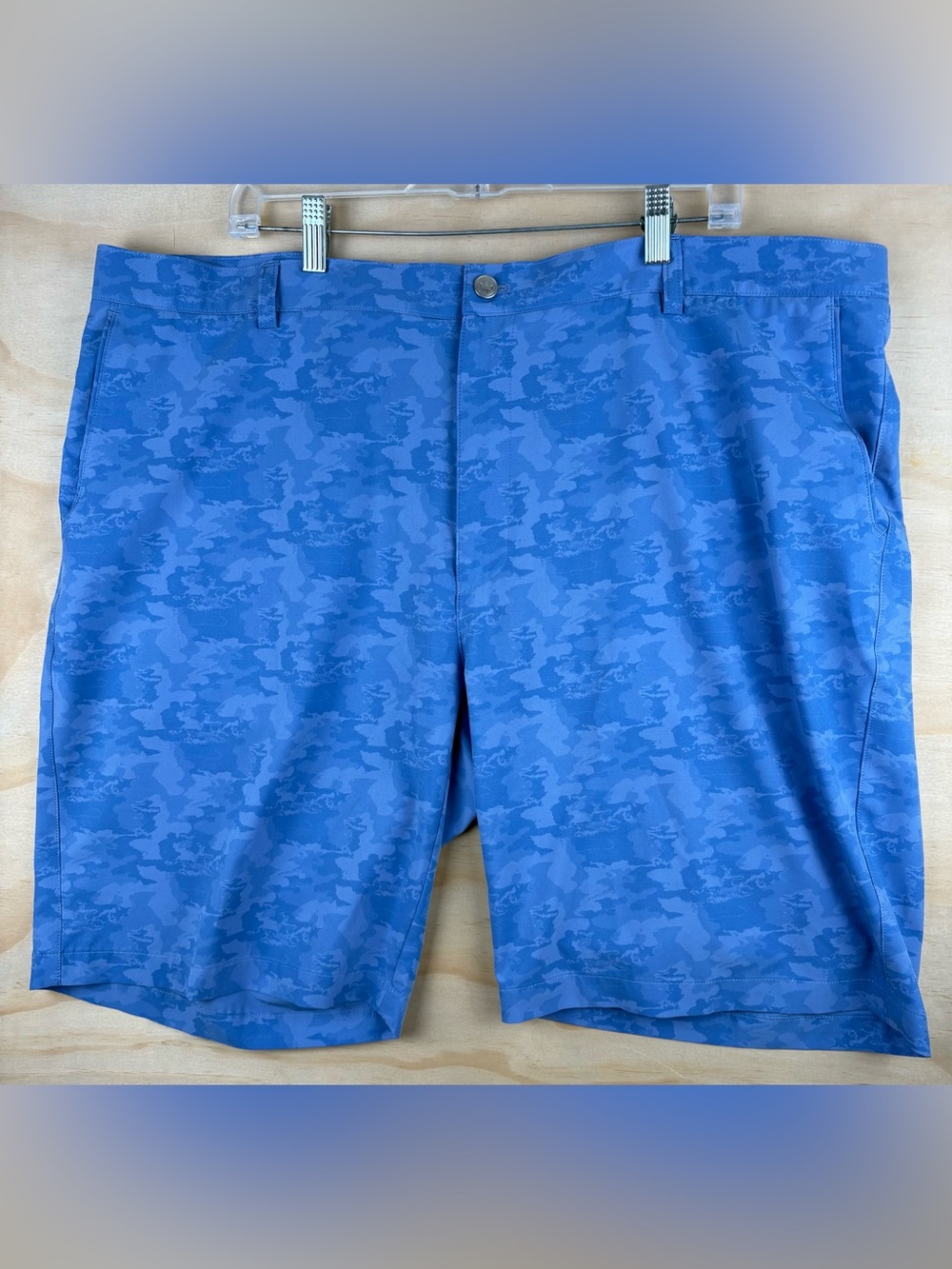 Peter Millar Crown Sport Shackelford Shorts Mens 44 Blue Camo Performance Golf